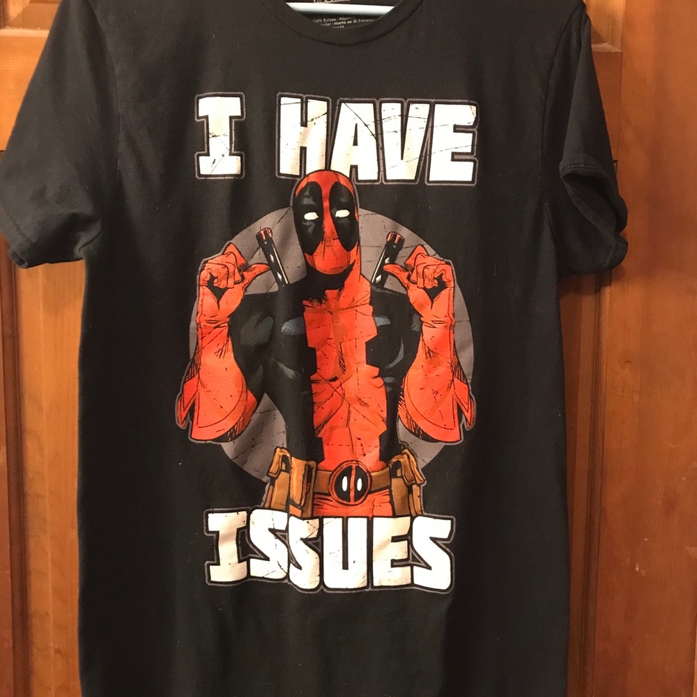 Deadpool ‘I have issues ‘t-shirt